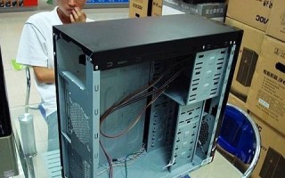 AOC机箱的品质与性能如何？（深入探究AOC机箱的设计和功能特点）