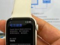 1.重量有砝码：真正的苹果国行版型号包装在重量上会比假冒产品更重，因为苹果注重质量。