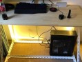轻松DIY（简单而有效的方法让你的书桌焕然一新）