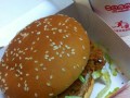 肯德基手机壳（鲜味十足的KFC主题手机壳，展示你对美食的热爱）