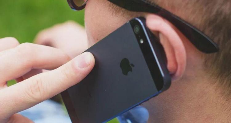掌握使用iPhone电话录音的技巧（通过iPhone录音功能，记录重要电话内容）-第1张图片-数码深度