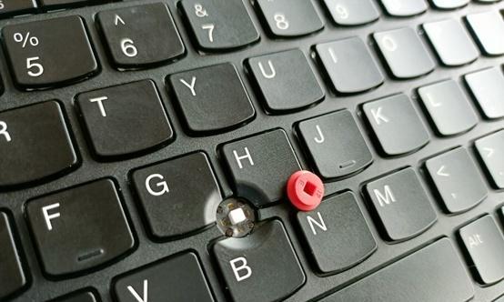 当ThinkPad键盘突然全部失灵，该怎么办？（探索ThinkPad键盘失灵的原因和解决方法）-第1张图片-数码深度