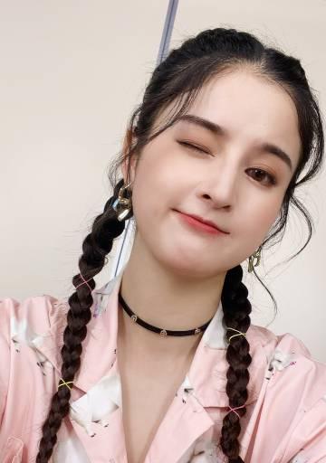 以快美妆签约怎么样？——揭秘行业合作的利与弊（快美妆签约的优势与挑战，解析行业合作的关键）-第3张图片-数码深度