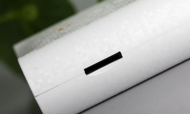 以沃品移动电源的优点和功能解析（探索沃品移动电源为何备受青睐）-第3张图片-数码深度