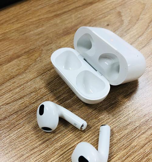 果珈苹果耳机的性能与品质如何？（一款高性能耳机让音乐更动听）-第2张图片-数码深度