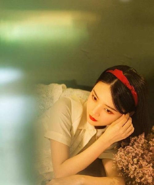 人物摄影艺术中的留白之美（探究以留白为主题的人物摄影创作技巧）-第2张图片-数码深度