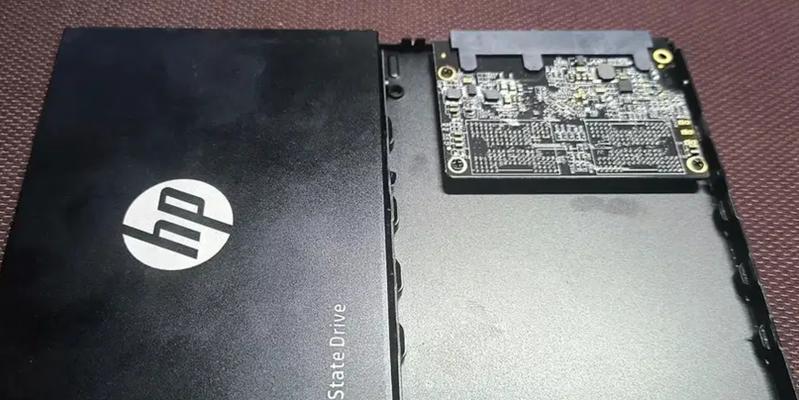 固态硬盘安装教程（用简单的步骤轻松安装固态硬盘，提升电脑性能）-第1张图片-数码深度