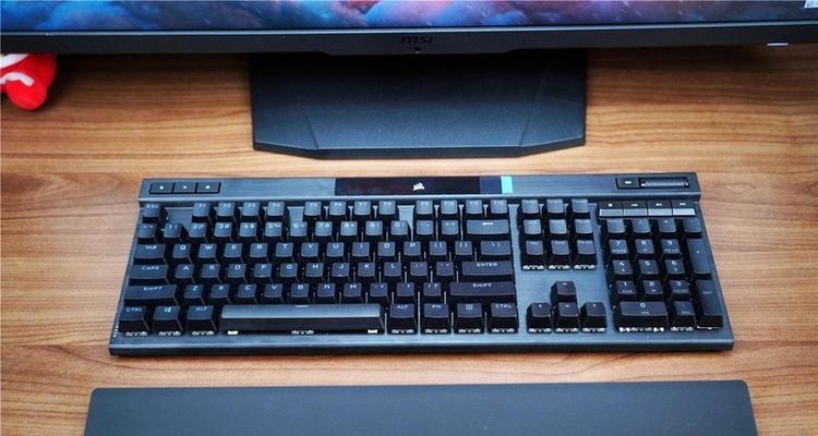 海盗船K70RGB——极致游戏体验的完美选择（探索K70RGB的卓越性能与绚丽灯光，领略海盗船品牌的魅力）-第1张图片-数码深度
