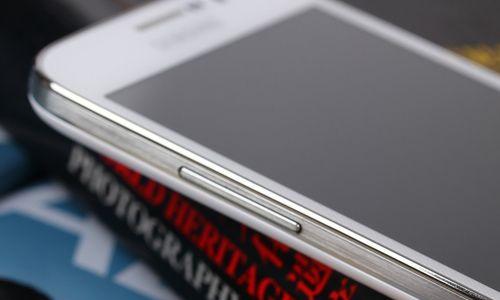 深度评析P709电信版手机的优势和劣势（解读P709电信版手机的性能、设计和用户体验）-第2张图片-数码深度