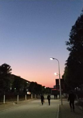 小米6夜间拍照效果解析（揭秘小米6夜间拍照表现，惊艳夜景摄影）-第3张图片-数码深度