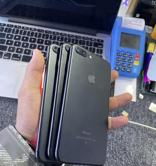 苹果7p质量评测（一部手机的品质，一份用户的真实感受）-第1张图片-数码深度