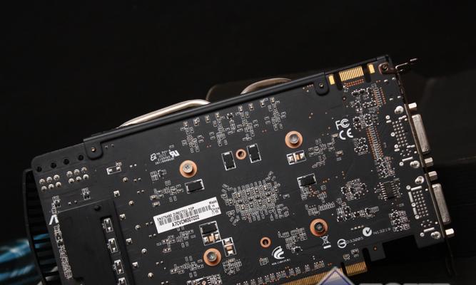 华硕GTX460V2图形处理器的性能及特点（深度分析华硕GTX460V2在游戏和图形处理领域的表现）-第3张图片-数码深度