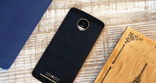 探索MotoZ安卓7.0的卓越功能与性能（解锁MotoZ安卓7.0的潜力，体验超越想象的手机体验）-第1张图片-数码深度