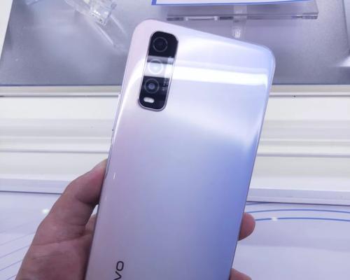 vivo51手机的功能与性能评测（探索vivo51手机的出色特点与用户体验）-第3张图片-数码深度