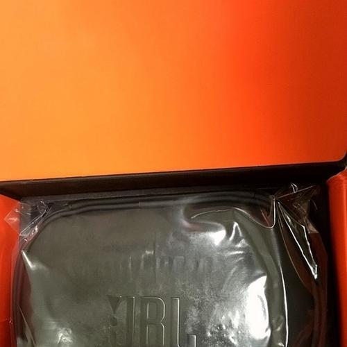 JBLS400BT（探索JBLS400BT的卓越音质和便捷功能）-第3张图片-数码深度