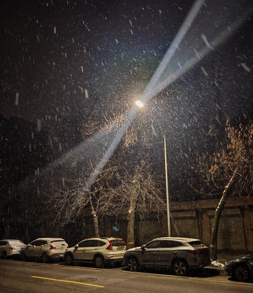 小米6夜间拍照（探索小米6夜间拍照效果，让您的照片更加出彩）-第3张图片-数码深度