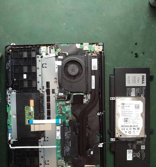 Dell燃7000拆后盖教程（DIY维修爱机，学会拆后盖，轻松升级升级你的Dell燃7000）-第2张图片-数码深度
