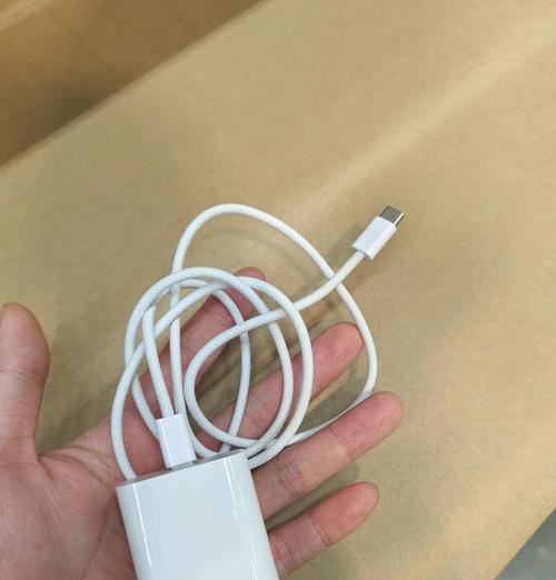 小白充电器（小白充电器的特点、使用方法和注意事项）-第2张图片-数码深度