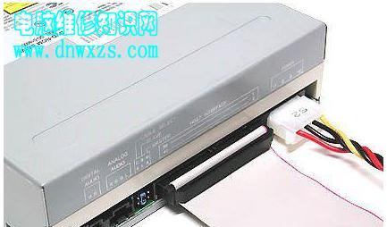 电脑DVD装机教程（从零开始，轻松安装电脑操作系统的完整指南）-第3张图片-数码深度