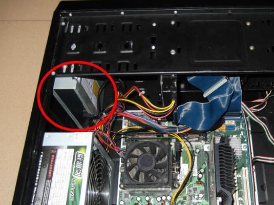 电脑主机后边安装教程（轻松搭建您的电脑主机，为您提供高效的计算体验）-第1张图片-数码深度