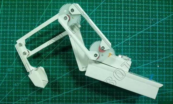 手工制作电脑模型的全面教程（用心打造真实的电脑模型，让你更深入了解电脑内部结构和工作原理）-第3张图片-数码深度